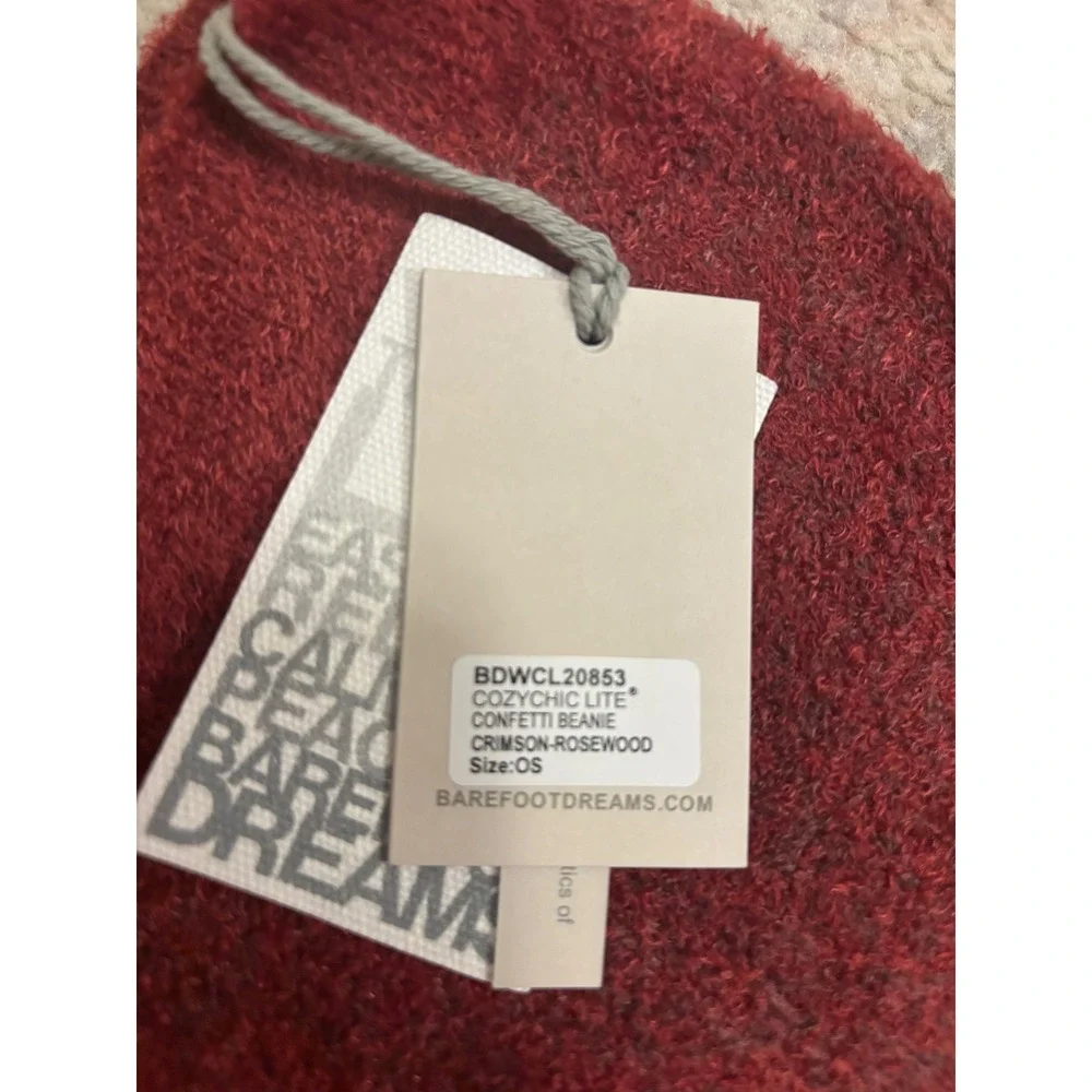 NWT Barefoot Dreams CozyChic Lite Confetti Beanie Crimson Rosewood‎